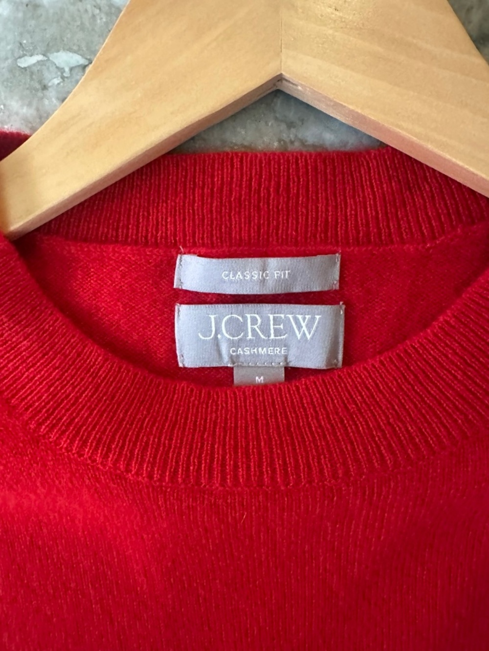 J Crew 100% Cashmere sweater in Red Size Medium